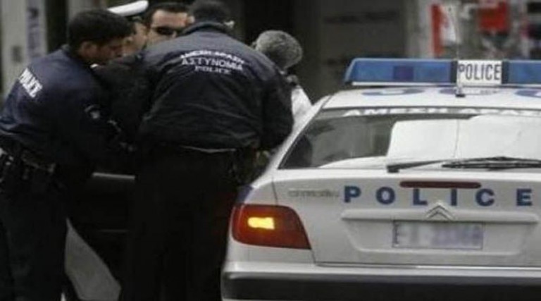 Βάρκιζα: 6 συλλήψεις ανηλίκων μετά τη διάπραξη ληστρικής κλοπής!