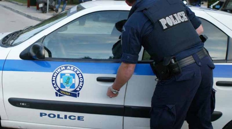 Μεγάλο κύκλωμα έβγαζε παράνομα διπλώματα οδήγησης – Συλλήψεις και δημοσίων υπαλλήλων!