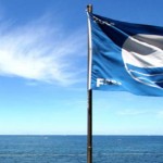 Από ποιες παραλίες σε Μαραθώνα και Κερατέα αφαιρέθηκαν οι Γαλάζιες Σημαίες