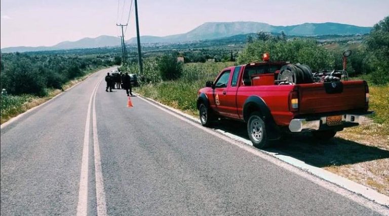 Τροχαίο στην Αρτέμιδα: Αυτοκίνητο “καρφώθηκε” σε κολόνα της ΔΕΗ! (φωτό)