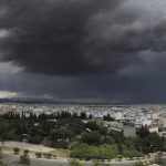 Καιρός: Έρχονται ισχυρές καταιγίδες, κεραυνοί και χαλάζι και στην Αττική -«Είναι μια επικίνδυνη μέρα», προειδοποιούν οι μετεωρολόγοι