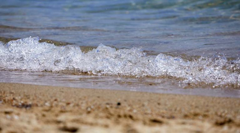 Καιρός: “Βράζει” η θάλασσα – 4 βαθμούς πάνω από το κανονικό οι θερμοκρασίες!