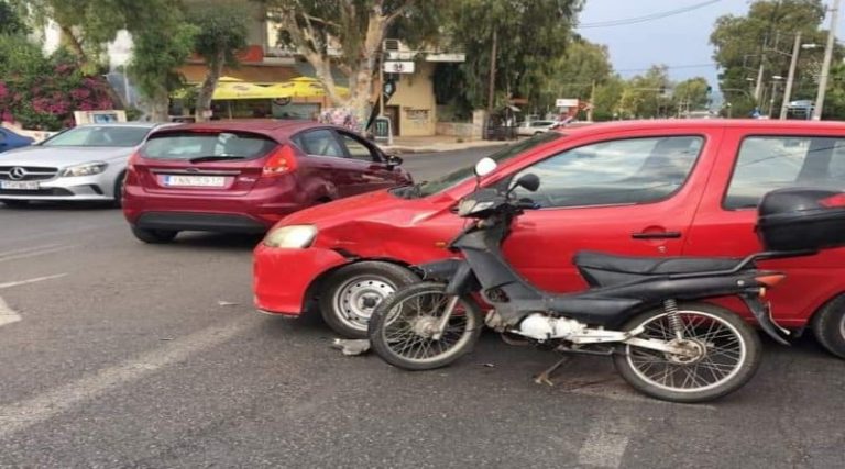 Αρτέμιδα: Μηχανή συγκρούστηκε με αυτοκίνητο – Ένας τραυματίας