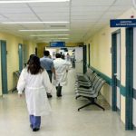 Χειροπέδες σε 8 αλλοδαπές που εργάζονταν παράνομα ως αποκλειστικές νοσοκόμες σε νοσοκομείο της Αθήνας