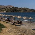 Ανατολική Αττική:  Οι καλύτερες παραλίες για οικογένειες με παιδιά