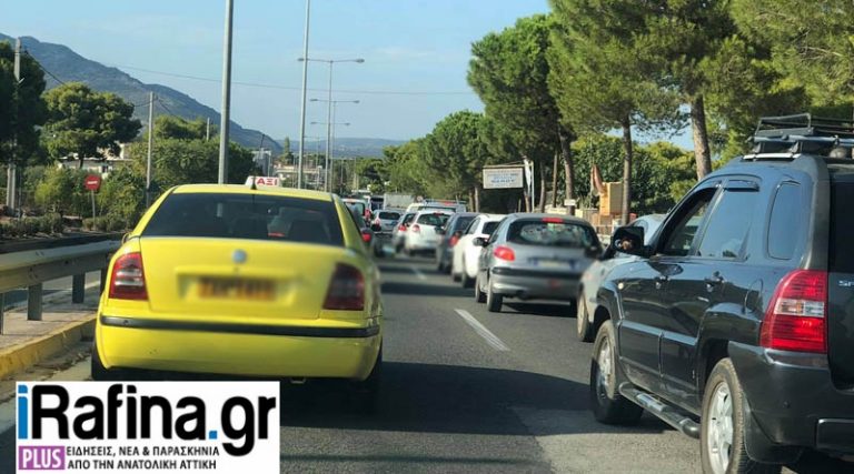 Νέα Μάκρη: Αυξημένη κίνηση στην Αγία Μαρίνα λόγω τροχαίου