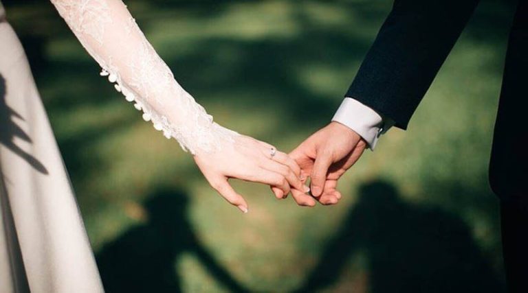 Οι «παράλογες απαιτήσεις» μέλλουσας νύφης που μπορεί να της κοστίσουν μια φίλη