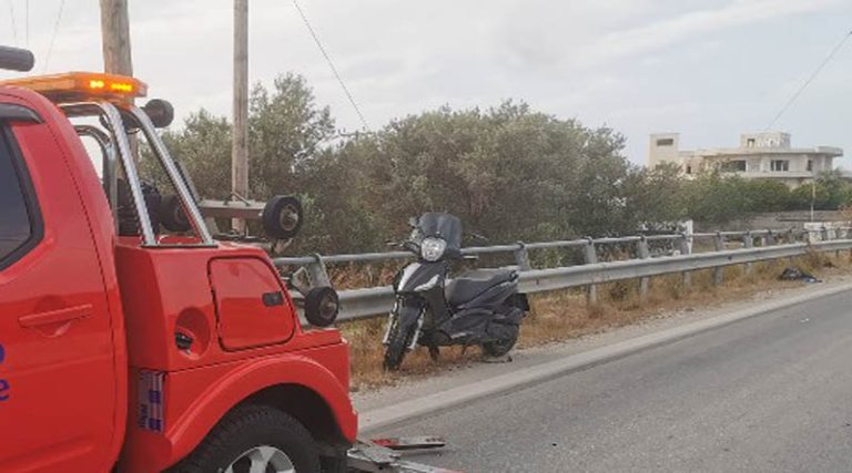 Τραγωδία τα ξημερώματα του Μ. Σαββάτου –  Νεκρός 25χρονος σε τροχαίο (φωτό)