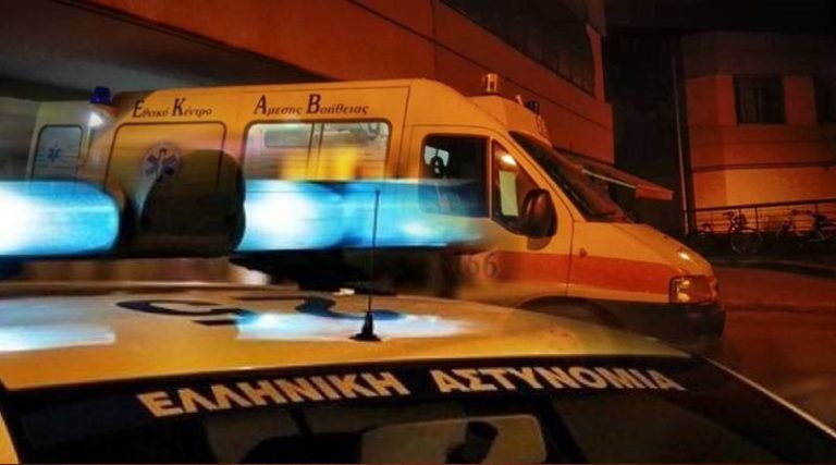 Τροχαίο με τρία αυτοκίνητα και μία μηχανή – Τραυματίστηκε σοβαρά μία γυναίκα – Μεταφέρθηκε στο νοσοκομείο Βούλας (βίντεο)