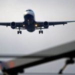 Πανικός σε πτήση: Διαλύθηκε η «μύτη» αεροπλάνου μετά από καταιγίδα