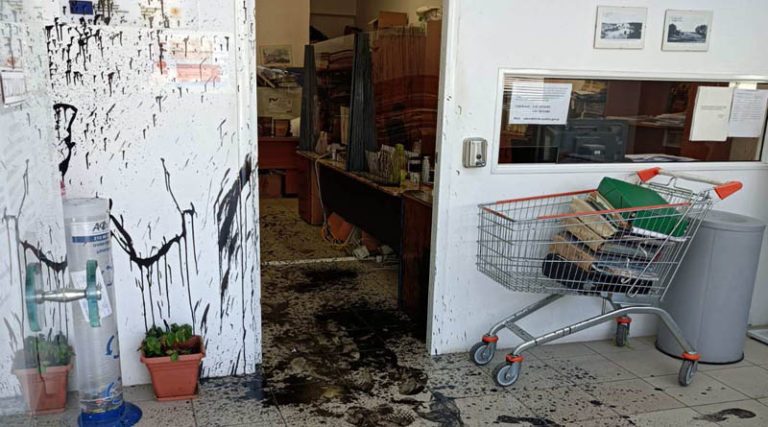 Παλλήνη: Καταδικάζει την βίαιη επίθεση με οξύ σε υπαλλήλους του Δήμου ο Θ. Ζούτσος –  Διαφεύγει της σύλληψης ο δράστης (φωτό)