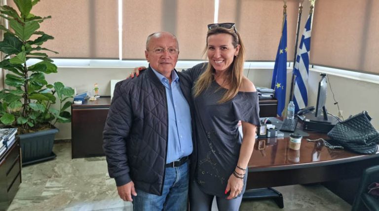 Συνάντηση του Δημάρχου Μαραθώνα Στ. Τσίρκα με την Ολυμπιονίκη Πηγή Δεβετζή – Τι συζητήθηκε