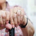 Πώς μια 90χρονη «ξεσκέπασε» κύκλωμα απατεώνων – «Τους έδωσα ένα μάθημα»