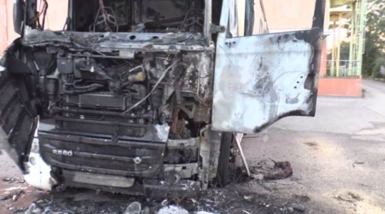 Φωτιά σε φορτηγό – Τραυματίστηκε ο οδηγός!