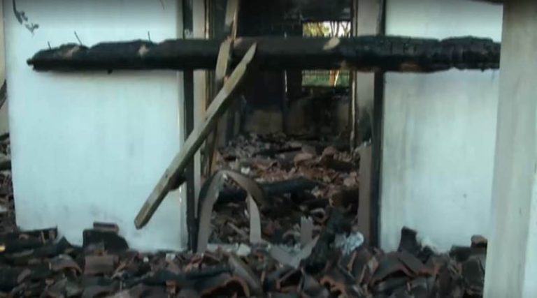 Στάχτη και αποκαΐδια μετά την πυρκαγιά στη Βάρης – Κορωπίου! (βίντεο)