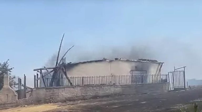 Τι δείχνουν τα δύο βίντεο για τη φωτιά στη Βάρης Κορωπίου