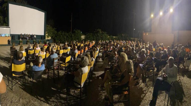 Μάτι: Κατάμεστο το Σινέ Ρία στην προβολή της συγκλονιστική ταινία της Ειρήνης Τζούλιας, Lumen (φωτό)