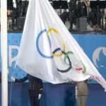Ολυμπιακοί Αγώνες: Ύψωσαν ανάποδα την Ολυμπιακή σημαία στην τελετή έναρξης!