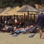 Μαραθώνας: Εξονυχιστικοί έλεγχοι στην παραλία του Σχινιά (βίντεο)