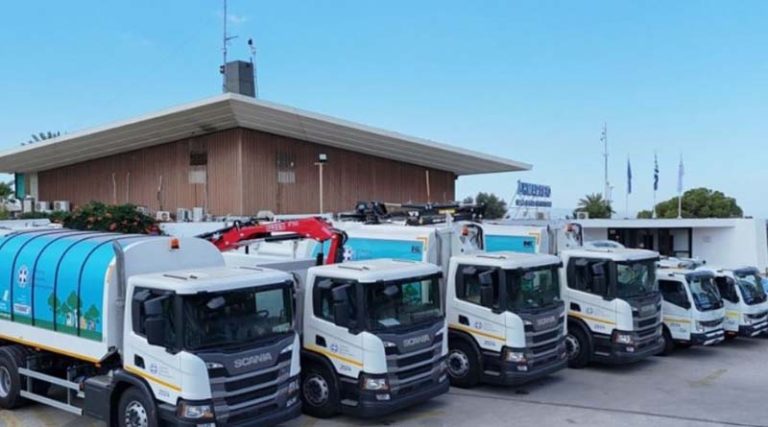 Επτά νέα οχήματα στην Υπηρεσία Καθαριότητας του Δήμου Βάρης Βούλας Βουλιαγμένης