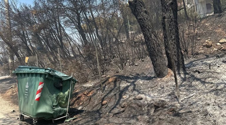 Νέο μήνυμα του 112 – Εκκενώνεται ο οικισμός Δέση στον Γέρακα