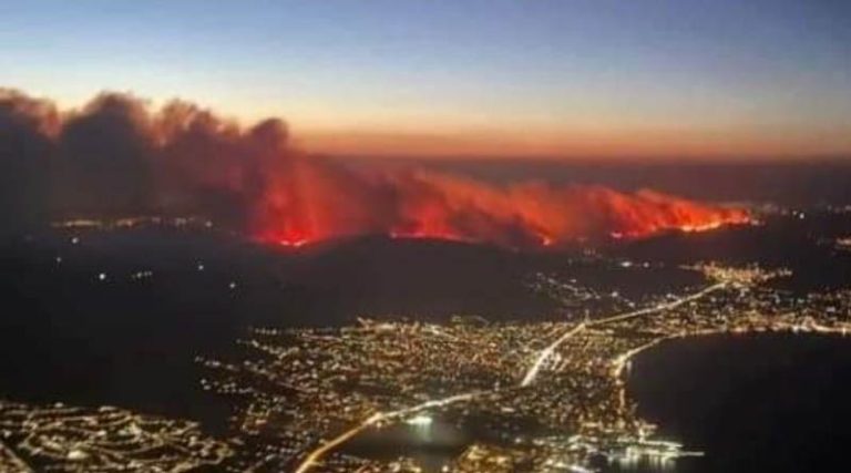 Καλέντζι: «Μόνοι μας σώσαμε το χωριό μας, χωρίς καμία κρατική βοήθεια»