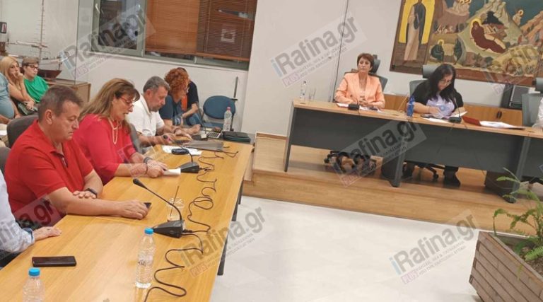 Ραφήνα: Δεκτή η παραίτηση της ΓΓ του Δήμου Ελένης Νιαρχάκου!